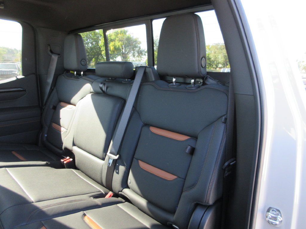 New 2026 GMC Sierra 1500 AT4 w/ AT4 Premium Package AWD/4WD image 13