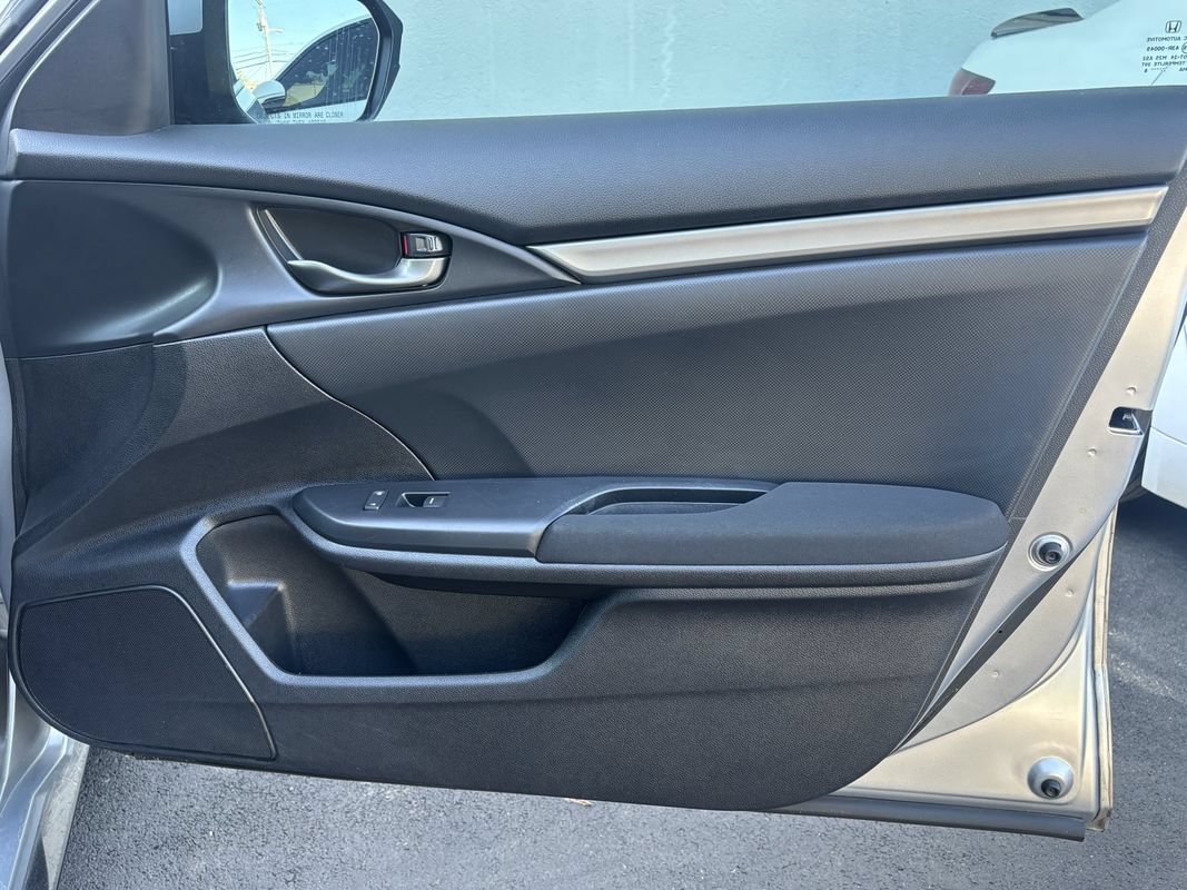 Used 2018 Honda Civic Sport image 16