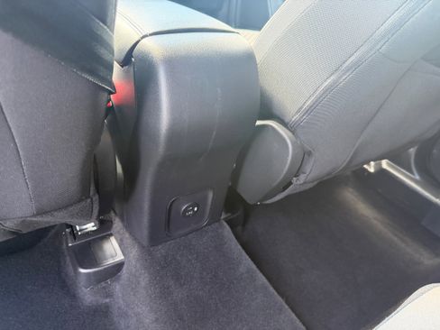 Used 2022 Ford Escape SE AWD/4WD image 18