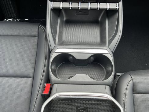 New 2026 GMC Terrain Elevation w/ Elevation Premium Package image 30