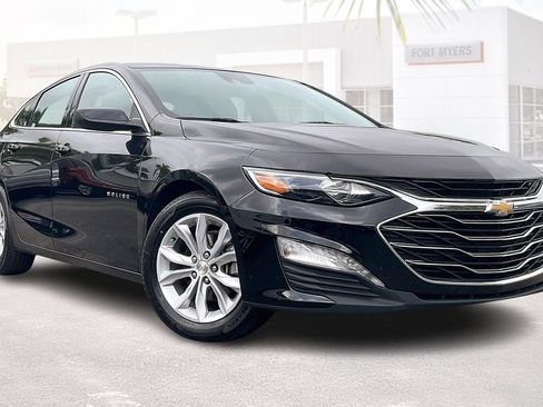 Used 2024 Chevrolet Malibu LT FWD image 1