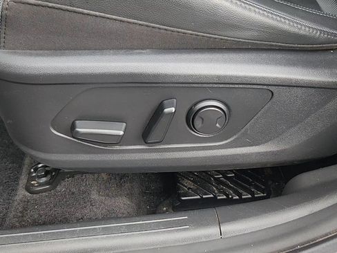 Used 2023 Hyundai Tucson Limited AWD/4WD image 9