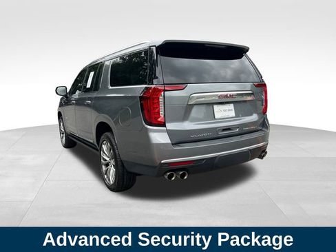 Used 2021 GMC Yukon XL Denali w/ Denali Premium Package image 3