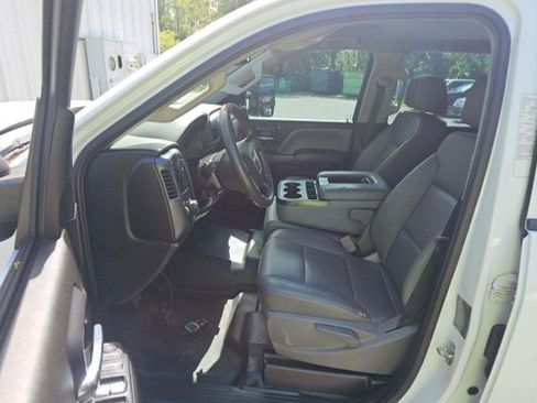 Used 2018 GMC Sierra 3500 2WD Crew Cab w/ Sierra Convenience Package image 5