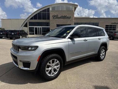 Used 2022 Jeep Grand Cherokee L Limited AWD/4WD image 1