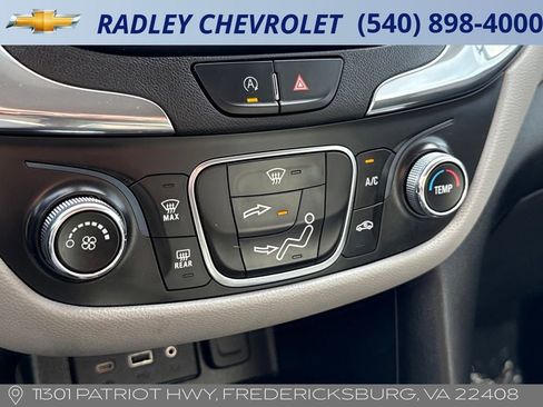 Certified 2023 Chevrolet Equinox LT image 10