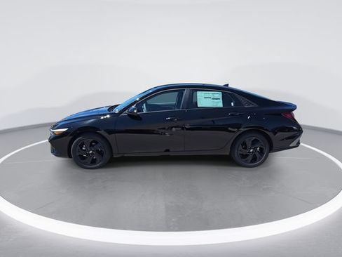New 2026 Hyundai Elantra Sport FWD image 5
