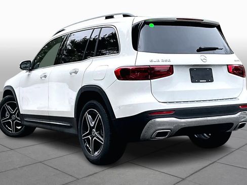 New 2026 Mercedes-Benz GLB 250 4MATIC image 4