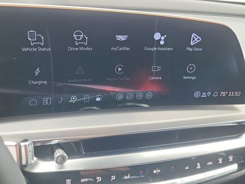 New 2026 Cadillac Lyriq V image 16