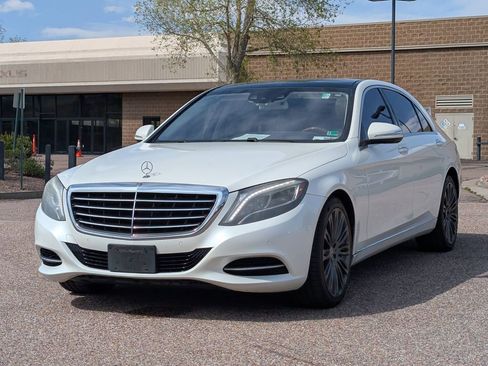 Used 2017 Mercedes-Benz S 550 Sedan image 3