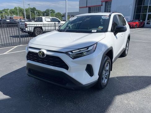 Certified 2025 Toyota RAV4 LE AWD/4WD image 4