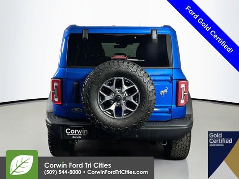 Used 2025 Ford Bronco Badlands image 13