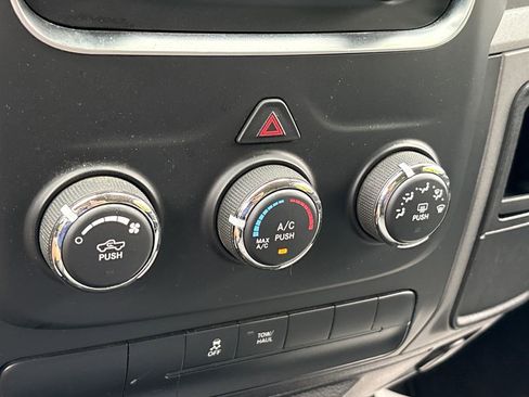 Used 2013 RAM 1500 Express AWD/4WD image 15