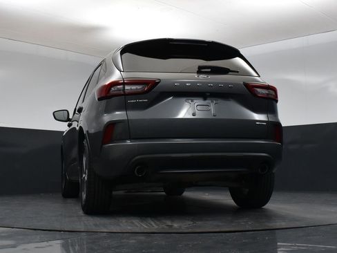 Used 2023 Ford Escape ST-Line image 35