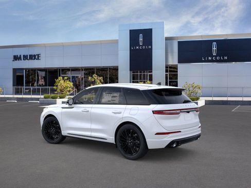 New 2025 Lincoln Corsair Reserve w/ Jet Appearance Package image 3