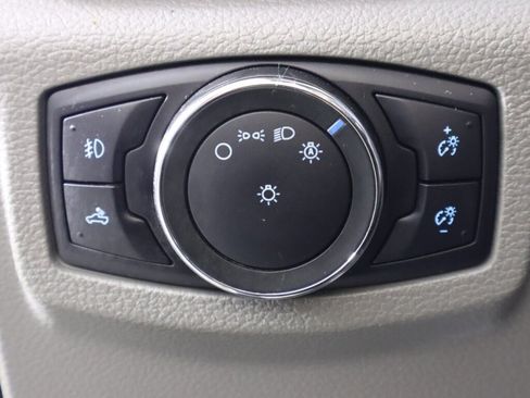 Used 2019 Ford F150 XLT AWD/4WD image 10