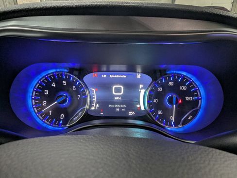 New 2026 Chrysler Pacifica Limited image 24