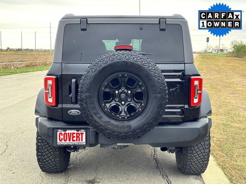 Used 2024 Ford Bronco Wildtrak image 8
