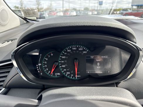 Used 2022 Chevrolet Trax LS w/ Tint and Cruise Package image 12