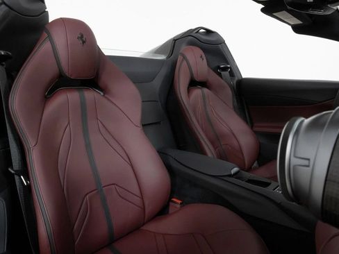 Used 2023 Ferrari 812 GTS RWD image 4