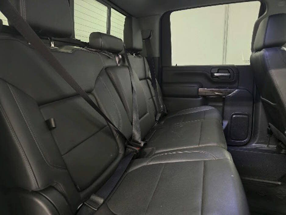 Used 2022 Chevrolet Silverado 2500 LTZ w/ LTZ Plus Package AWD/4WD image 16