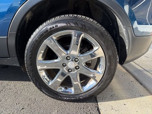 Used 2019 Buick Encore Essence w/ Experience Buick Package image 12