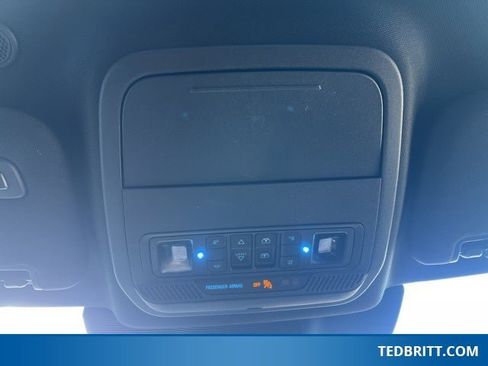 Certified 2022 Ford Explorer Platinum w/ Equipment Group 601A image 41