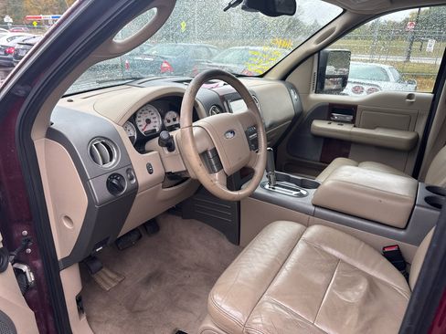 Used 2005 Ford F150 Lariat image 9