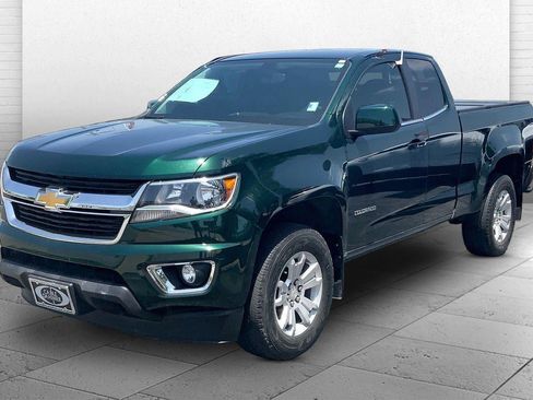 Used 2016 Chevrolet Colorado LT w/ LT Convenience Package AWD/4WD image 10