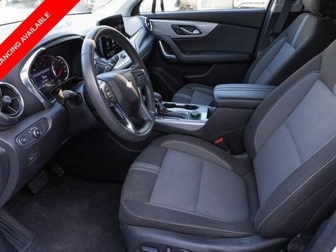 Used 2023 Chevrolet Blazer LT AWD/4WD image 3