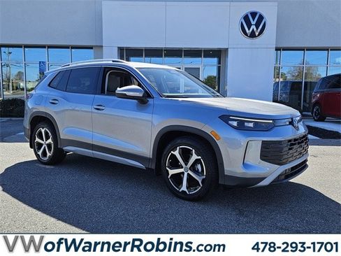 New 2026 Volkswagen Tiguan SE image 1