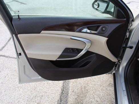 Used 2011 Buick Regal CXL w/ RL2 Preferred Equipment Group image 15