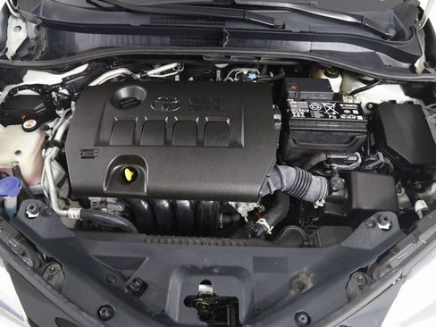 Used 2021 Toyota C-HR LE image 48