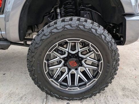 New 2026 Ford F250 Lariat w/ Black Appearance Package image 11