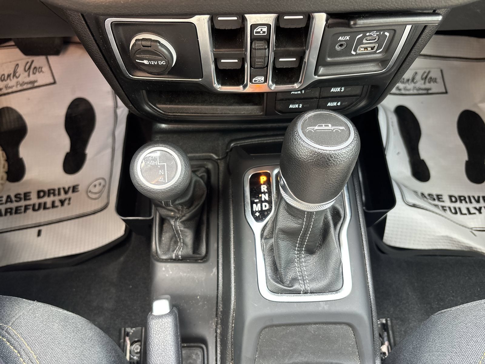 Used 2024 Jeep Gladiator Sport AWD/4WD image 22