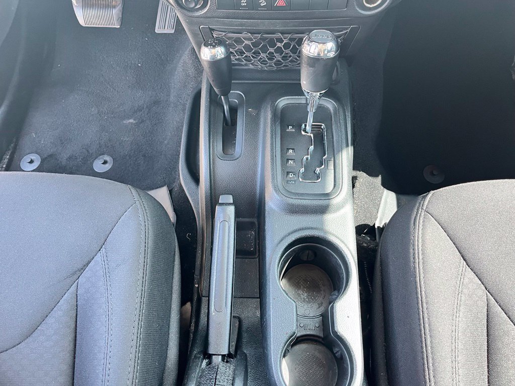 Used 2018 Jeep Wrangler Unlimited Sport S AWD/4WD image 19