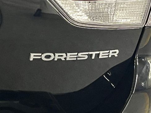 Used 2020 Subaru Forester Limited image 33