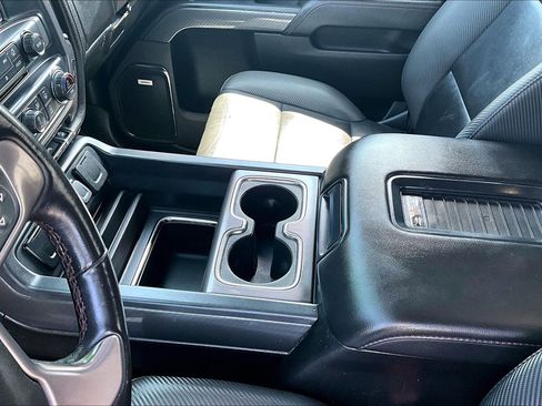 Used 2018 GMC Sierra 1500 SLT image 15