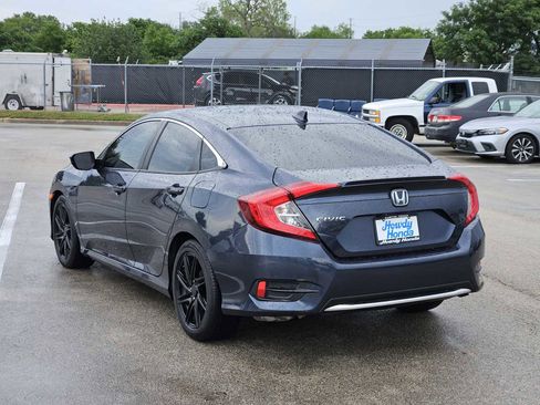 Used 2019 Honda Civic EX image 5