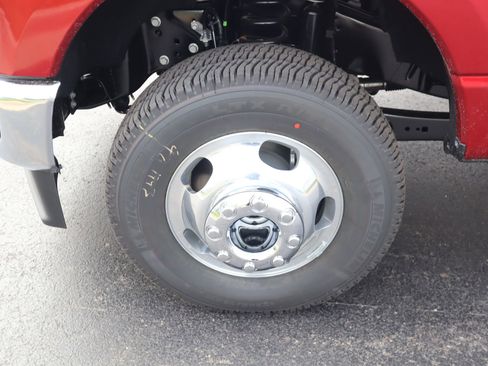 New 2026 Ford F350 XLT AWD/4WD image 16