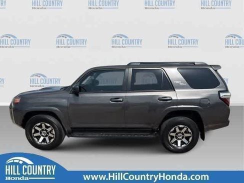 Used 2021 Toyota 4Runner TRD Off-Road AWD/4WD image 2