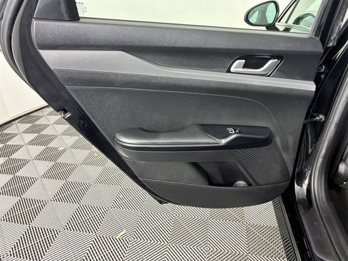 Used 2022 Kia K5 LX image 26
