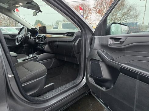 Used 2024 Ford Escape Active image 13