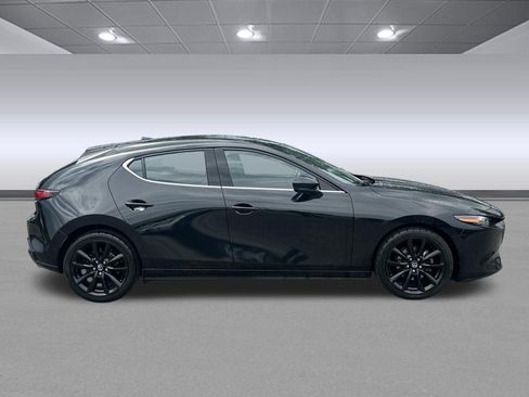 Used 2021 MAZDA MAZDA3 AWD 2.5 Turbo Hatchback image 2