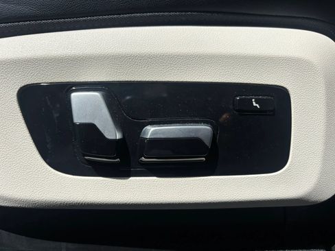 Used 2021 BMW X7 M50i AWD/4WD image 13