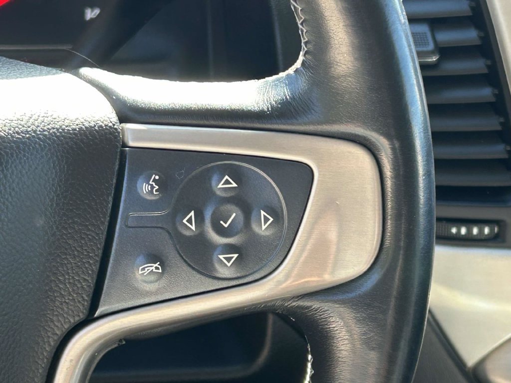 Used 2020 GMC Yukon XL Denali AWD/4WD image 24