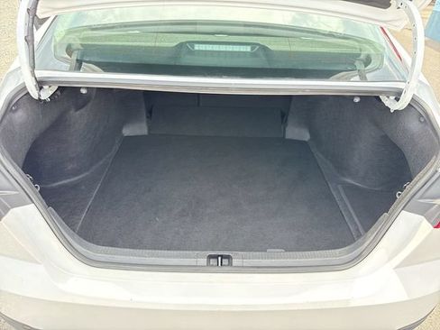 Used 2025 Toyota Camry LE FWD image 22