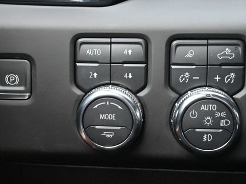 Used 2025 GMC Sierra 2500 Denali Ultimate image 20