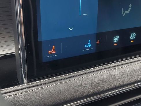 Certified 2024 Lincoln Corsair AWD w/ Equipment Group 101A image 20