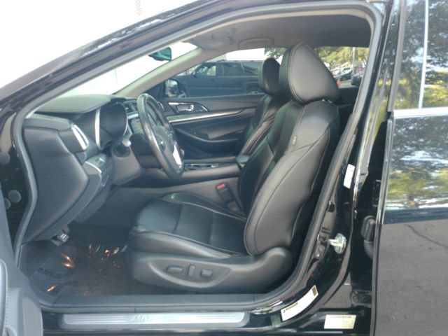 Used 2021 Nissan Maxima 3.5 SV w/ Floor Mat Group FWD image 12